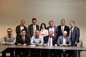 Read more about the article Biznesmenët shqiptarë të Zvicrës mirëpresin idenë për „Bankën e Diasporës“